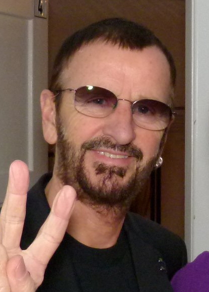 Ringo_Starr_and_a_fan_backstage_in_Hamburg,_July_2011a
